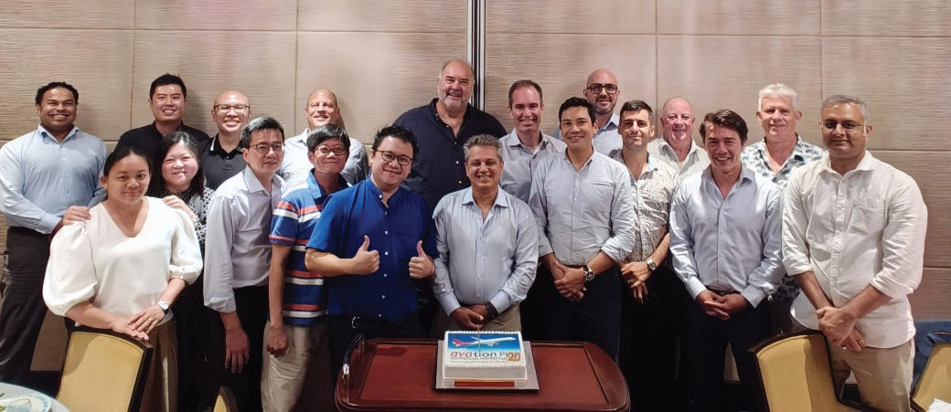 20th anniversary company dinner, group photo
